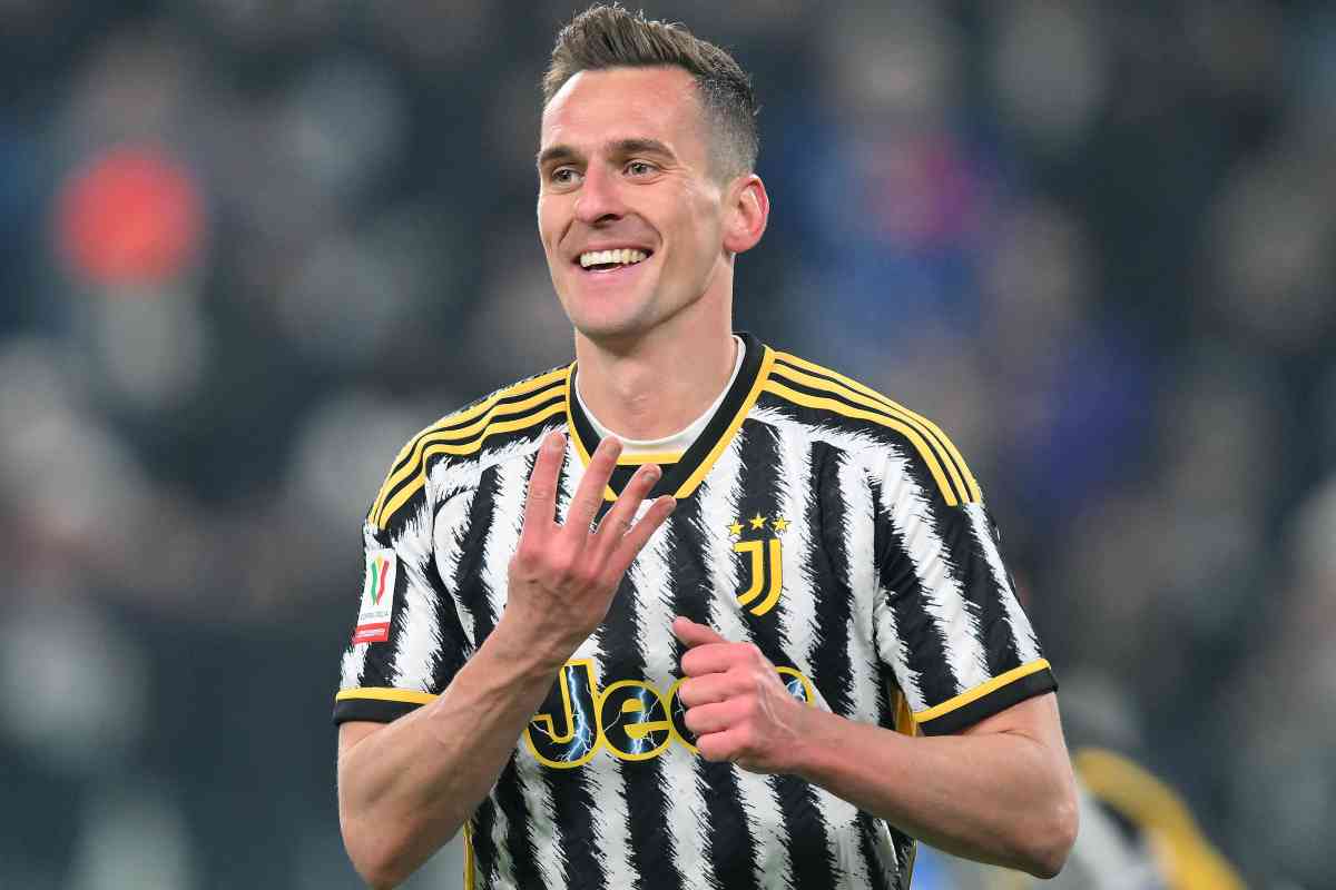 Calciomercato Juventus cessione Milik