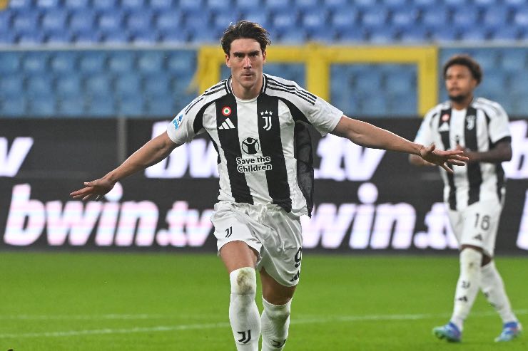 Juve, rinnovo Vlahovic tiene banco